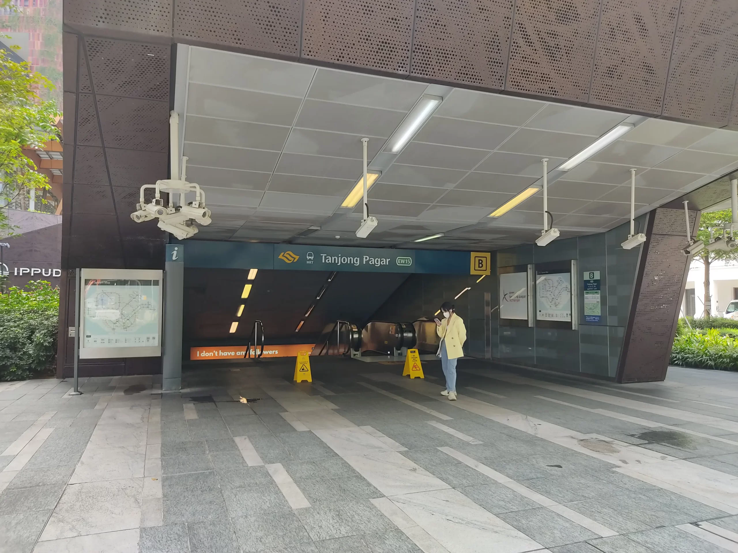 EW15 Tanjong Pagar MRT scaled EW15 Tanjong Pagar MRT